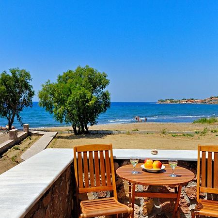 Michaela Beach Houses Mithimna Exterior foto